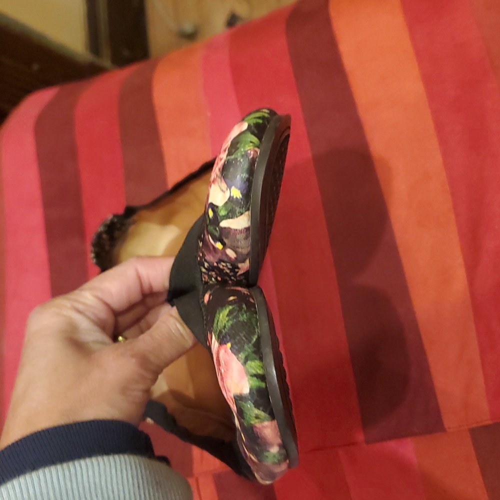 GIVENCHY FLATS SIZE 39 Floral - Black and Pink - Picture 7 of 10